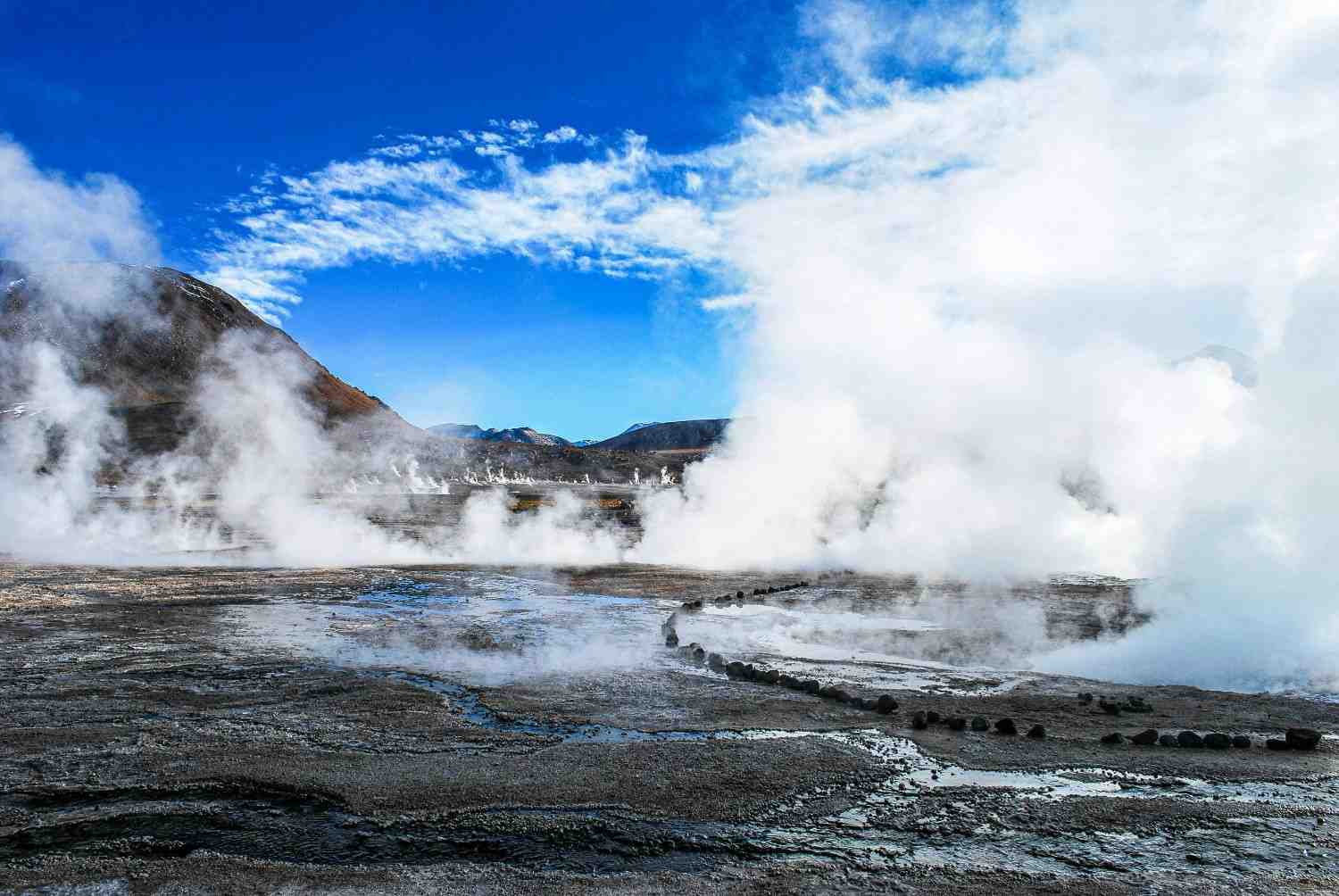 el tatio geysers chile